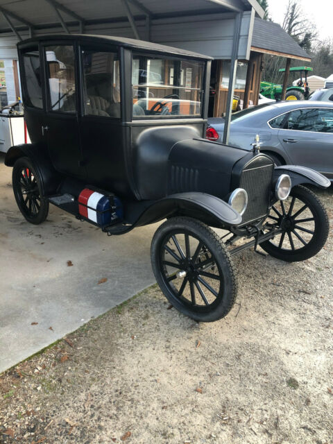 Ford Model T 1922 image number 0