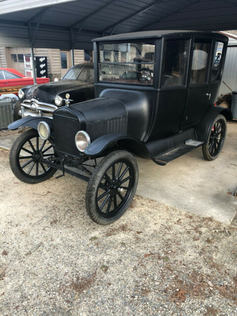 Ford Model T 1922 image number 1