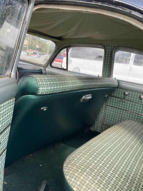 Oldsmobile 88 1950 image number 22
