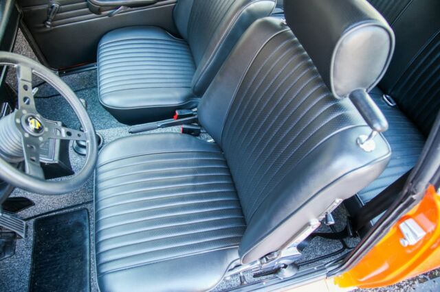 BMW 2002 1971 image number 13