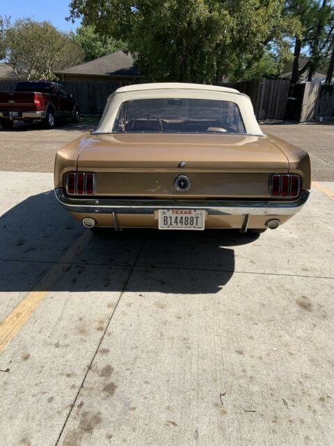 Ford Mustang 1965 image number 23