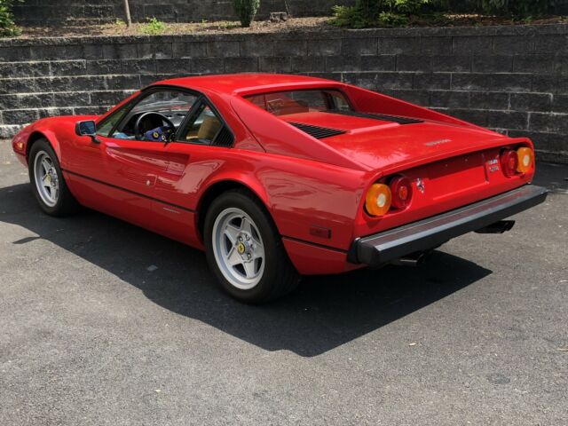 Ferrari 308 GTB 1977 image number 3