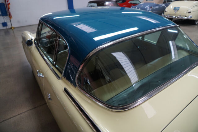 Studebaker Commander Regal Starliner 2 Dr Hardtop 1954 image number 40