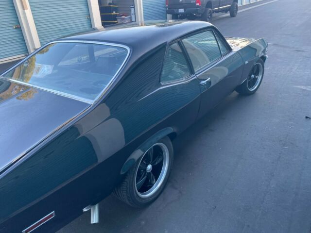 Chevrolet Nova 1972 image number 4