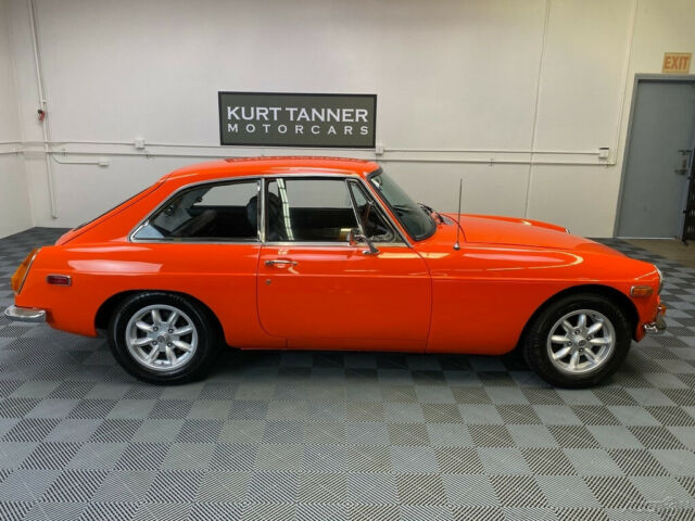 MG MGB 1970 image number 18