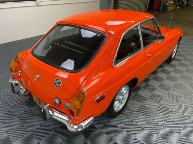 MG MGB 1970 image number 20