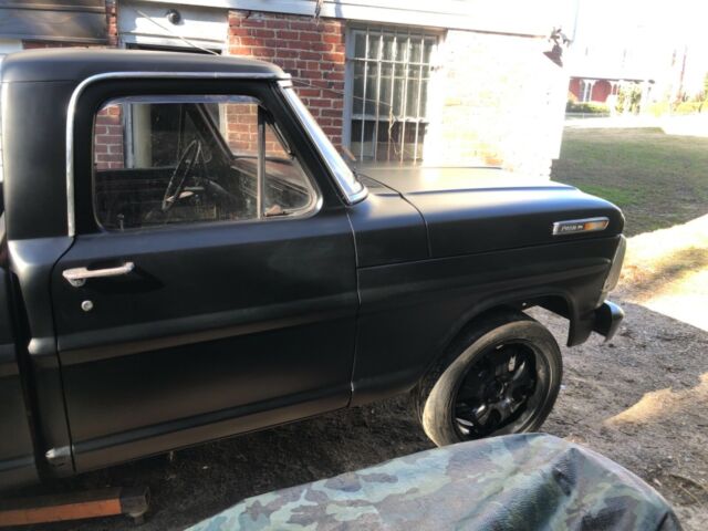 Ford F-100 1969 image number 2