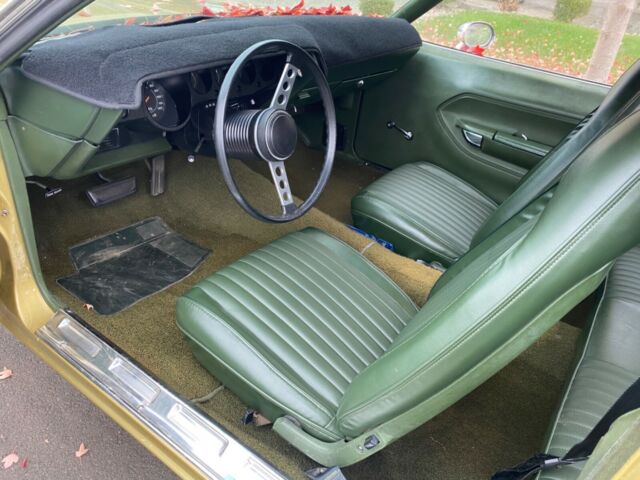 Plymouth Barracuda 1972 image number 32