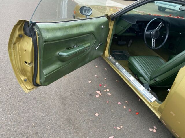 Plymouth Barracuda 1972 image number 34