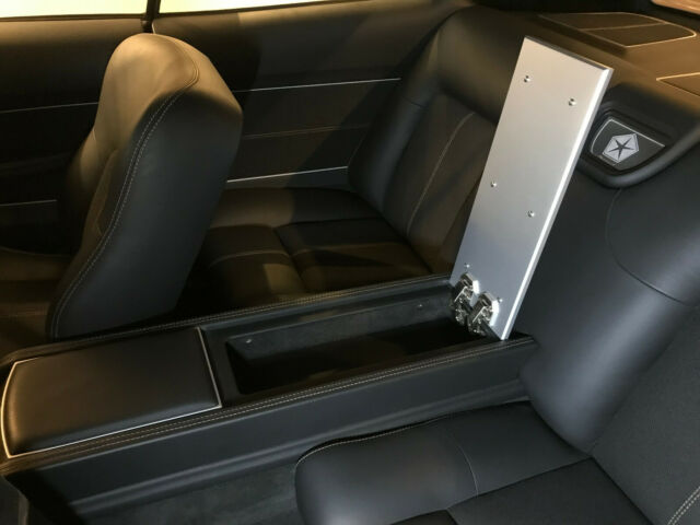 Dodge Charger 1970 image number 27