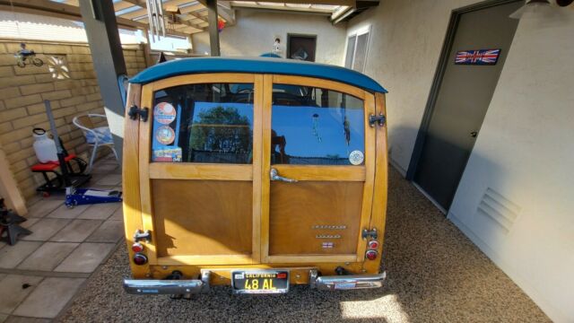 Morris Minor Traveller 1000 1960 image number 19