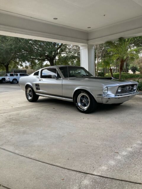 Ford Mustang 1967 image number 1