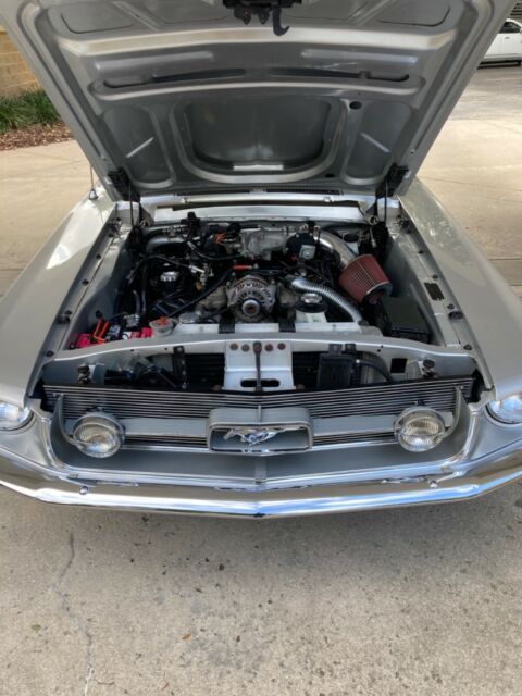 Ford Mustang 1967 image number 29