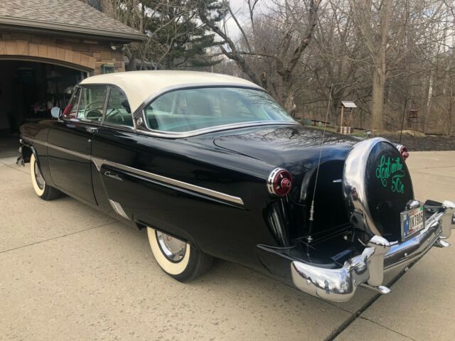 Ford Crestline 1954 image number 36