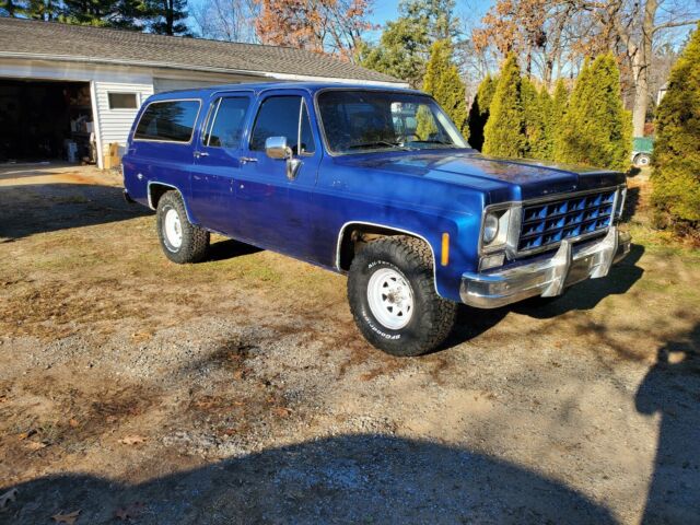 Chevrolet Suburban 1978 image number 1