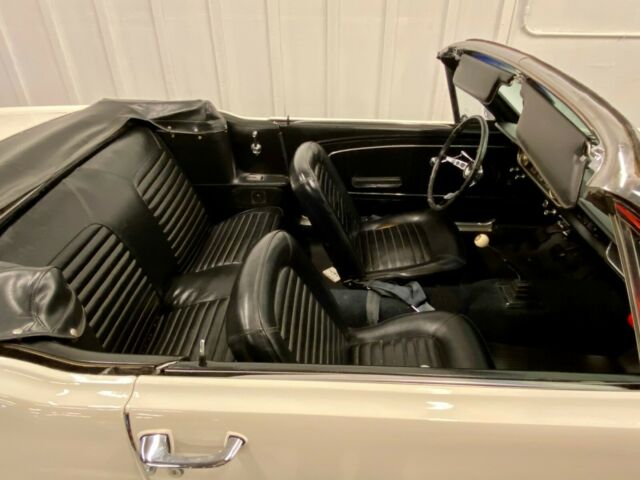 Ford Mustang 1965 image number 41