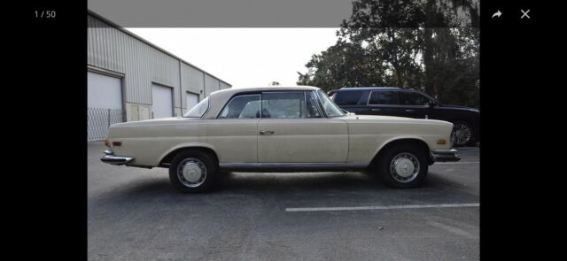 Mercedes-Benz 280 SE 1971 image number 13