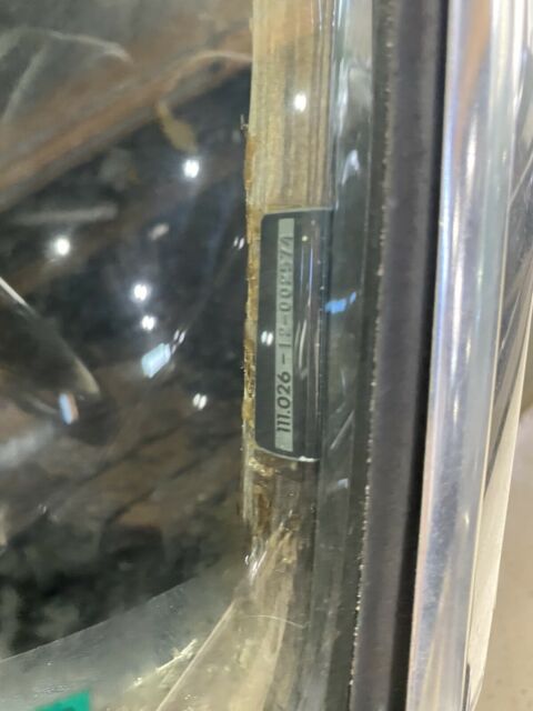 Mercedes-Benz 280 SE 1971 image number 26