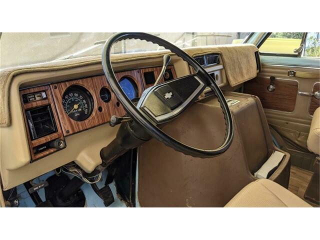 Chevrolet G10 Van 1977 image number 31