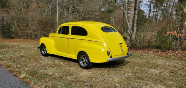 Ford Sedan 1941 image number 14