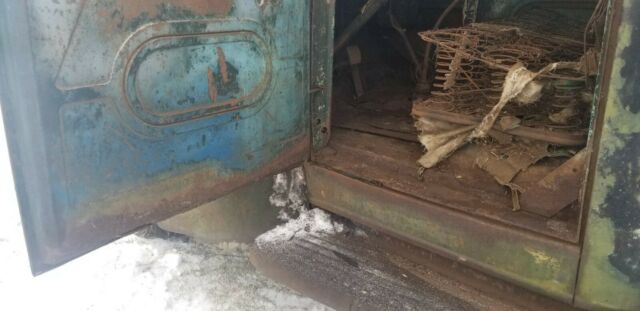 International Harvester KB-2 1949 image number 41