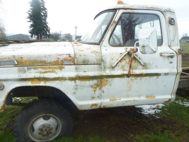 Ford F350 NAPCO 1968 image number 8