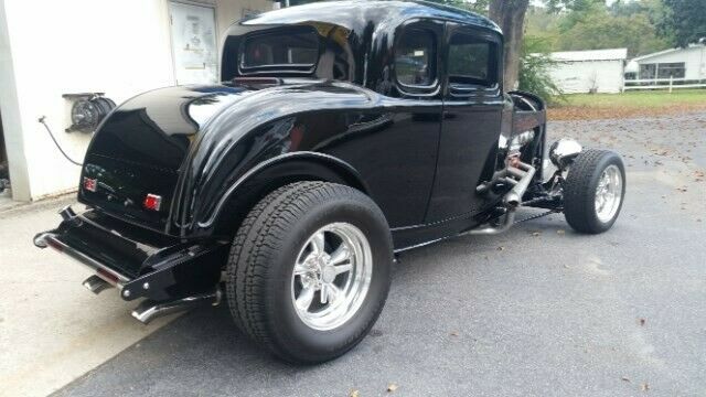 Ford 5 window 1932 image number 4