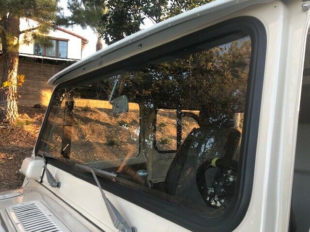 Toyota Land Cruiser 1975 image number 28
