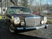 1975 Mercedes-Benz 300D